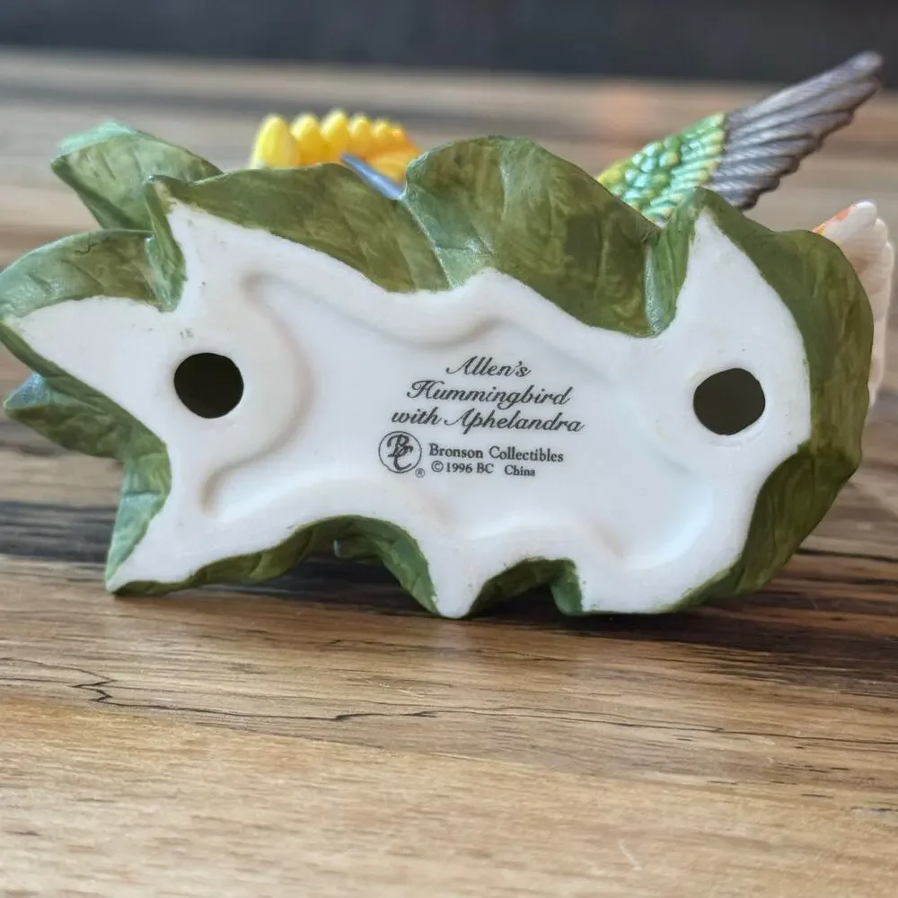 Vintage 1996 Bronson Collectibles Allens Hummingbird with Aphelandra Figurine 4